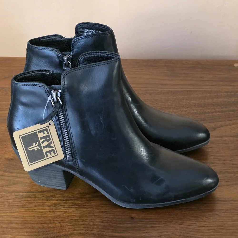 NWT Frye Judith Double Zip Leather Boot Bootie Size 9 - Picture 2 of 9